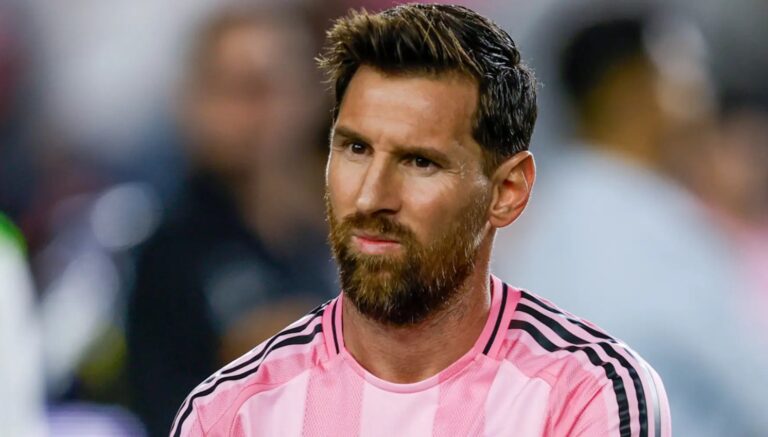 ⚽ India’s Football Scene Shifts Gears – Messi Misses His Flight, Super Cup Finds Its Mojo |  2025 India’s Football Week in Review